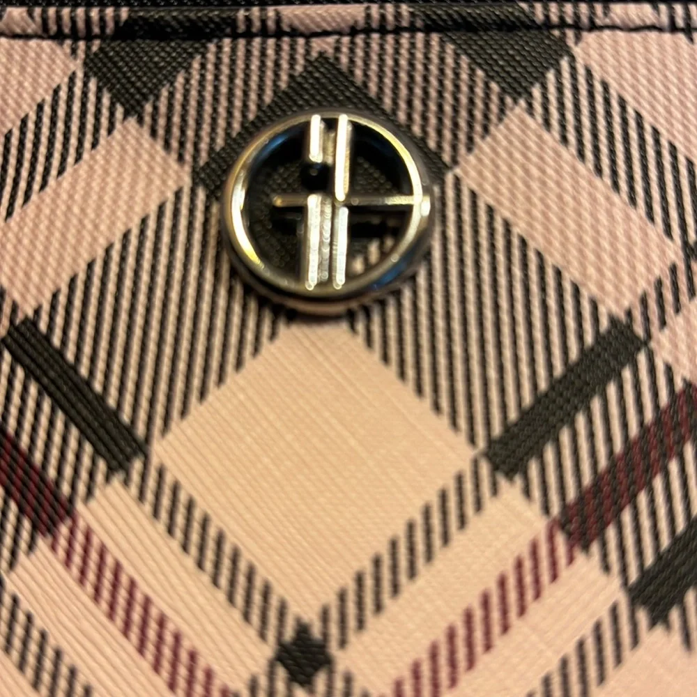 Giani Bernini wristlet tan plaid NWT